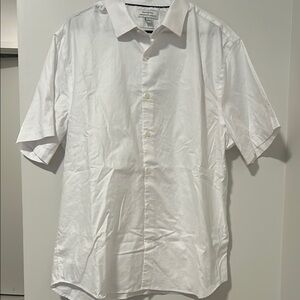 NWOT Men’s Banana Republic White Button Down Short Sleeve Shirt 97% Cotton Sz XL